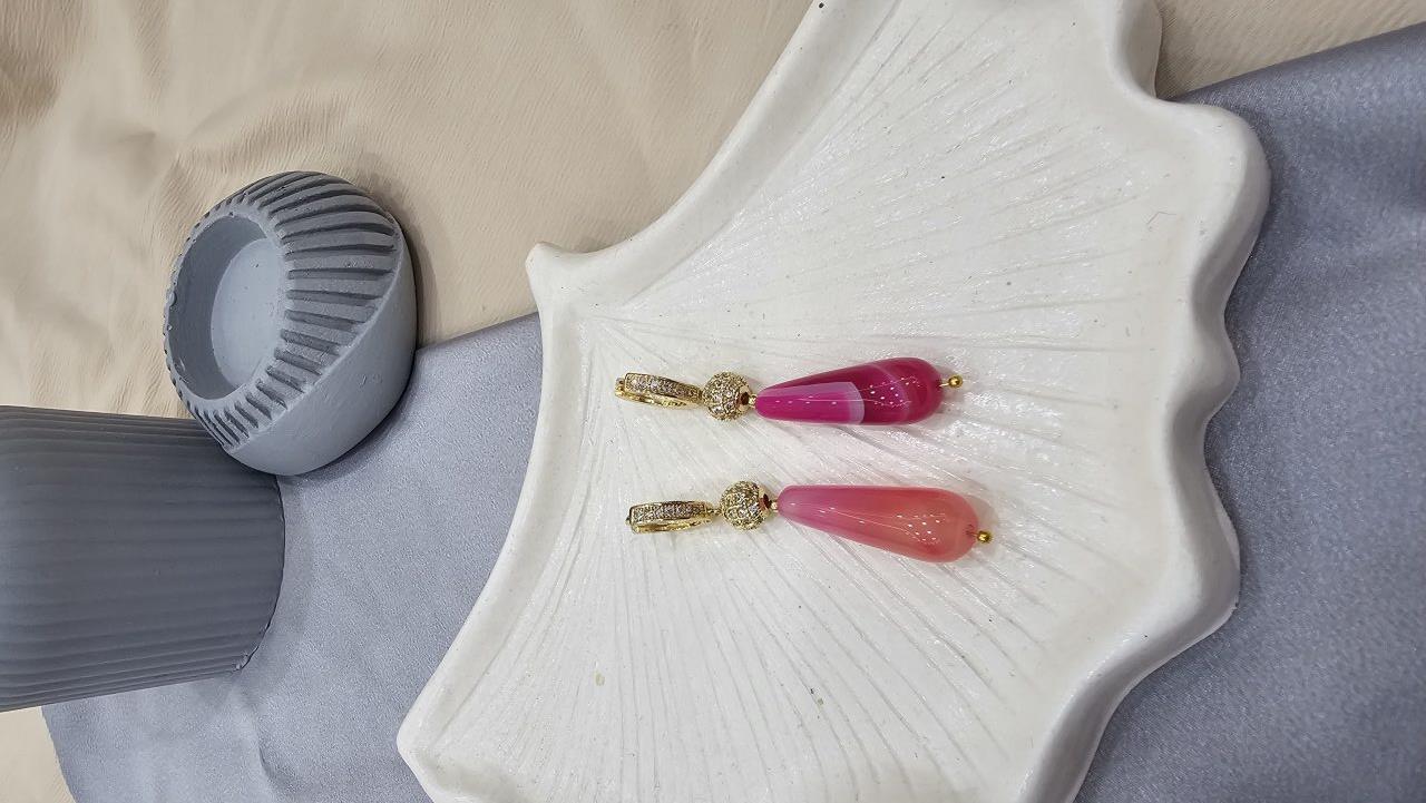 گوشواره عقیق صورتی مدل اشکی